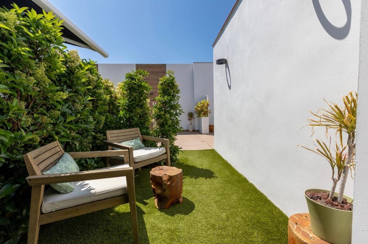 Lo Hotel Del Poblet เอลโปเบลโนว เดล เดลตา ภายนอก รูปภาพ